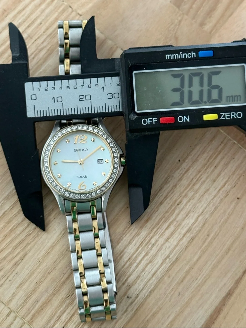 Seiko Solar Ladies Watch Pearl Dial Swarovski Crystals Two-Tone Bracelet Date